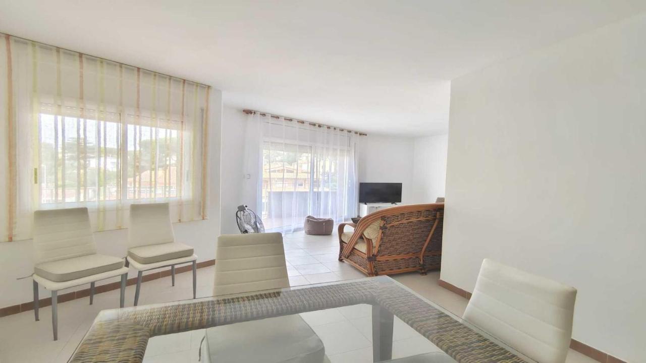 Vacay Apartamento Costamar, A Pasos De La Playa En Costa Brava , L'Escala Exterior photo